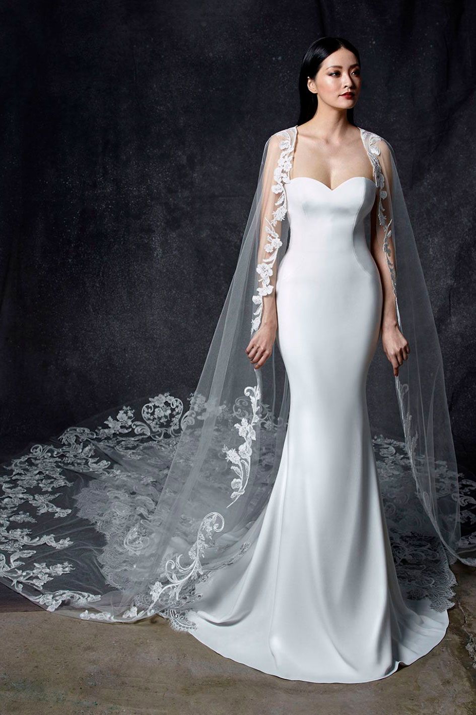 Enzoani 2020 Pro OdeliaC Fro Web 1064 1418 80 int s c1
